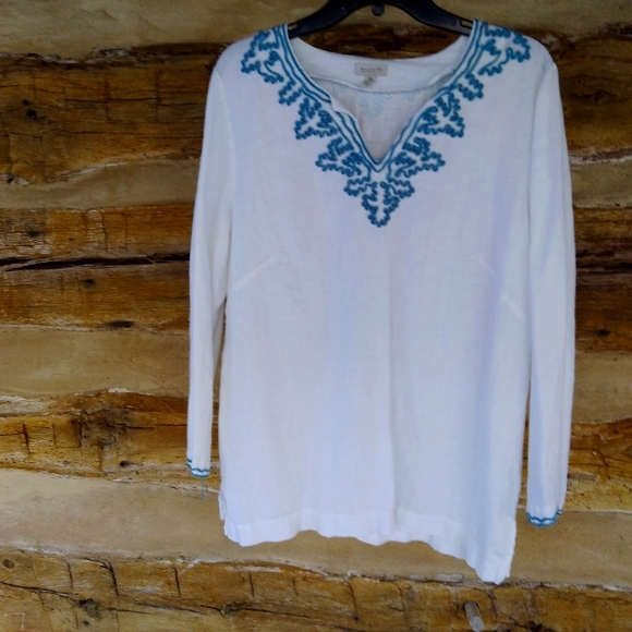 Madison Tops - Madison White & Blue Split Neck Linen Tunic Size XL